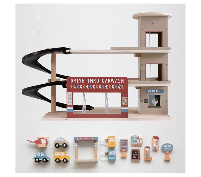 GARAGE CON ACCESSORI