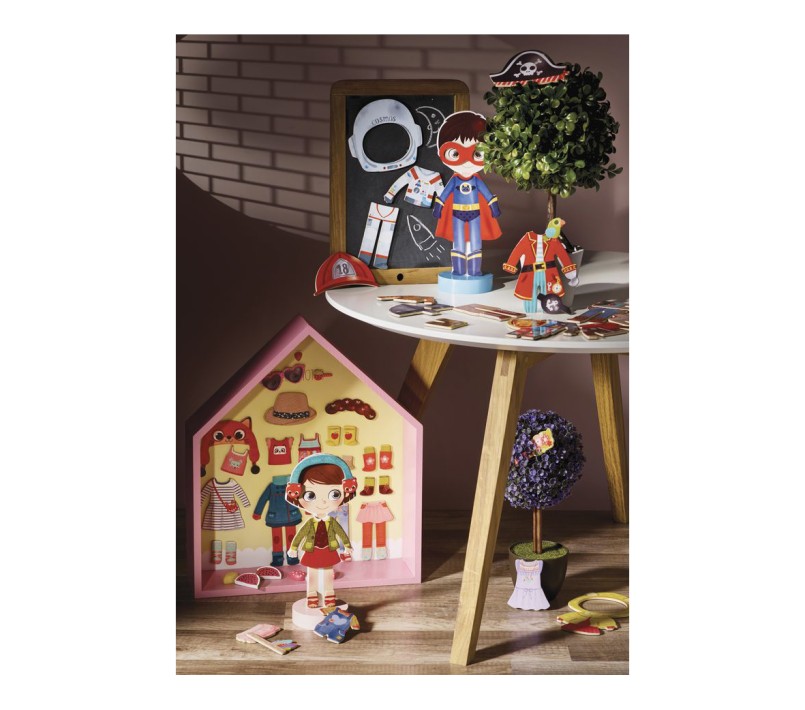 DRESSING DI CHLOE - BAMBOLA E ABITI MAGNETICI