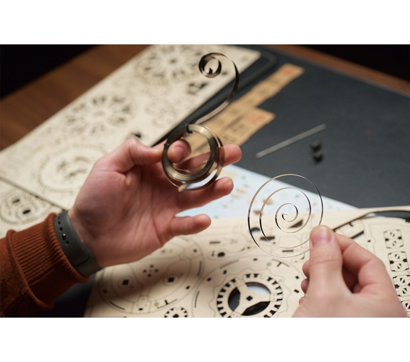 UGEARS - OROLOGIO CON TOURBILLON