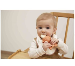 COFANETTO REGALO BAVAGLINO E CIUCCIO PER FRUTTA