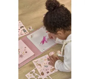 LIBRO LAVAGNETTA MAGNETICA CON ACCESSORI - ROSA & FRIENDS